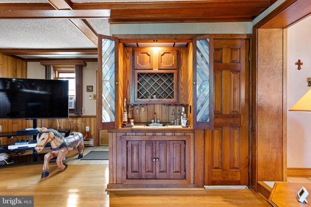 2338 MOLE RD, Secane, PA 19018