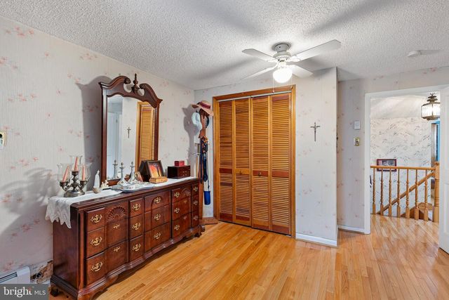 2338 MOLE RD, Secane, PA 19018