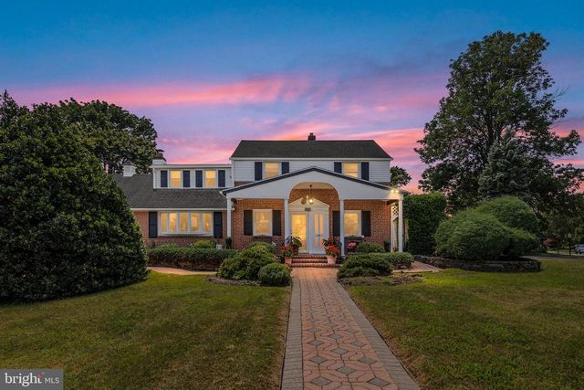 2338 MOLE RD, Secane, PA 19018