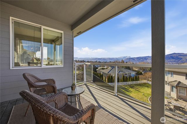 506 Stoneridge Drive, East Wenatchee, WA 98802