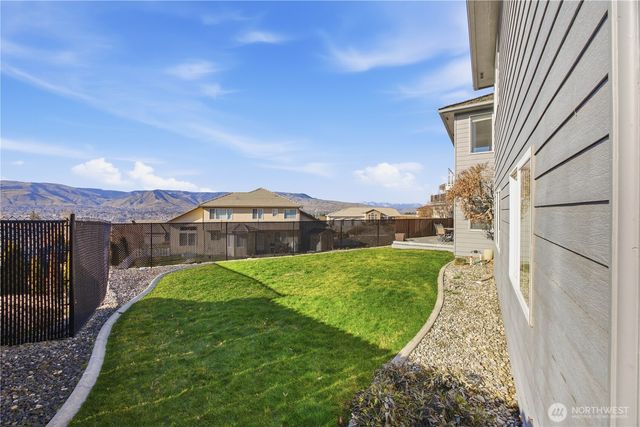 506 Stoneridge Drive, East Wenatchee, WA 98802