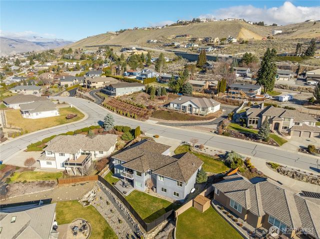 506 Stoneridge Drive, East Wenatchee, WA 98802