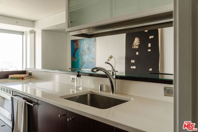 1155 S Grand Avenue 1103, Los Angeles, CA 90015