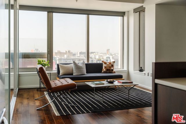 1155 S Grand Avenue 1103, Los Angeles, CA 90015