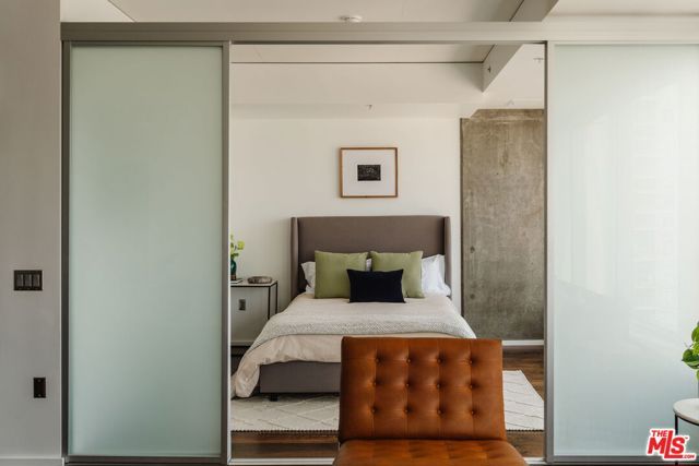 1155 S Grand Avenue 1103, Los Angeles, CA 90015