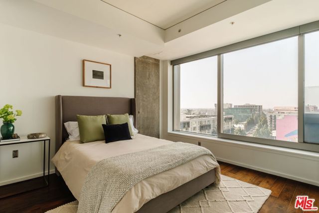 1155 S Grand Avenue 1103, Los Angeles, CA 90015