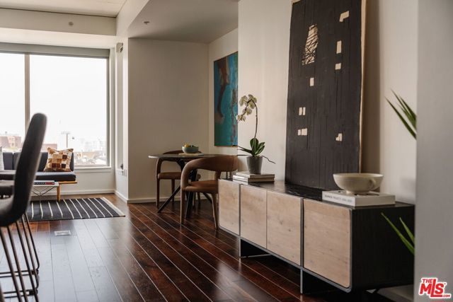 1155 S Grand Avenue 1103, Los Angeles, CA 90015