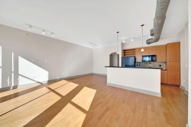 1901 Post Oak Boulevard 4105, Houston, TX 77056