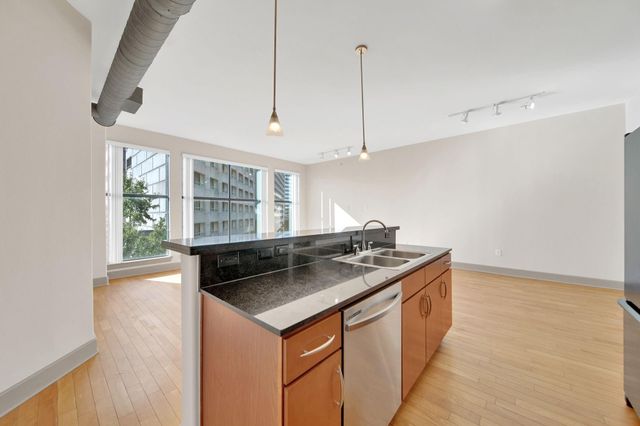 1901 Post Oak Boulevard 4105, Houston, TX 77056