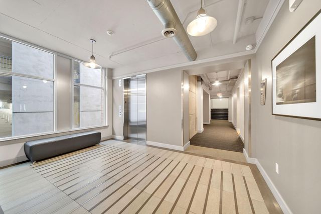 1901 Post Oak Boulevard 4105, Houston, TX 77056