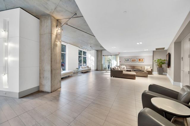 1901 Post Oak Boulevard 4105, Houston, TX 77056