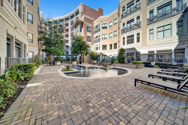 1901 Post Oak Boulevard 4105, Houston, TX 77056