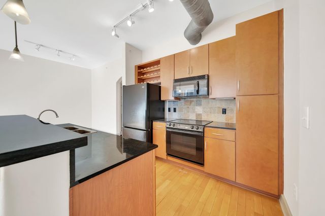 1901 Post Oak Boulevard 4105, Houston, TX 77056