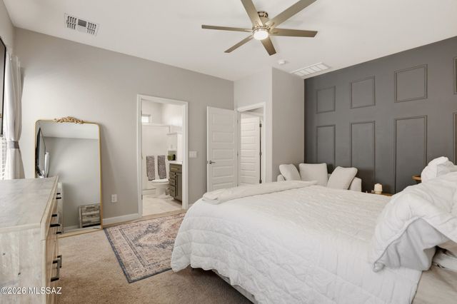 3349 N Dales Crossing Drive, Tucson, AZ 85745