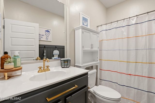 3349 N Dales Crossing Drive, Tucson, AZ 85745