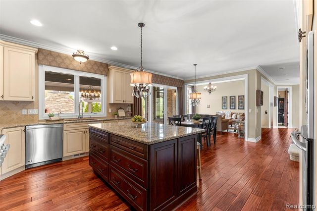48892 Barola Court, Northville, MI 48167