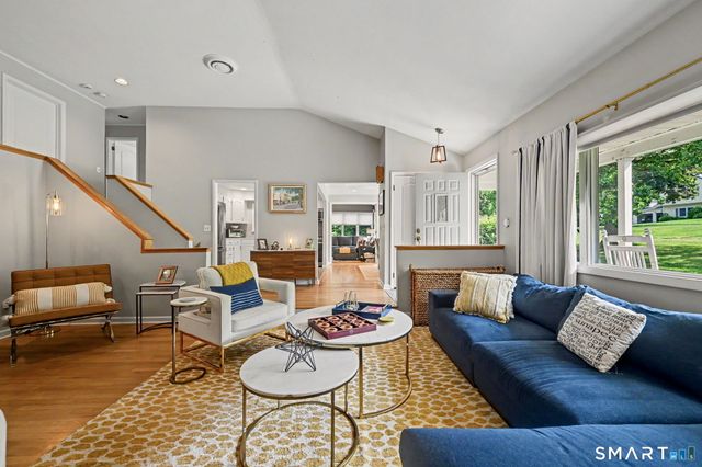 49 Heather Lane, Wilton, CT 06897
