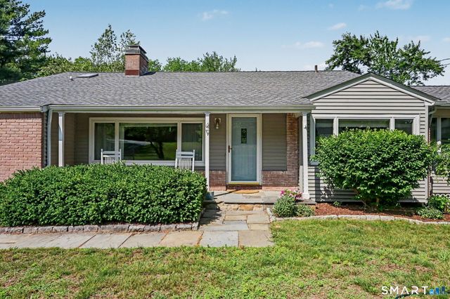 49 Heather Lane, Wilton, CT 06897