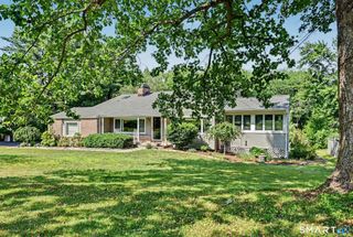 49 Heather Lane, Wilton, CT 06897