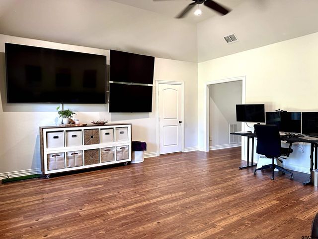 140 Red Oak CT, Bullard, TX 75757