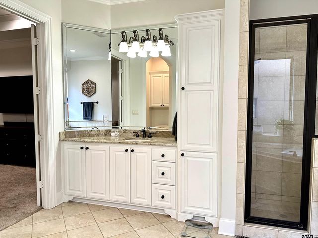 140 Red Oak CT, Bullard, TX 75757