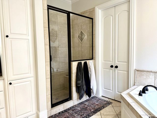 140 Red Oak CT, Bullard, TX 75757