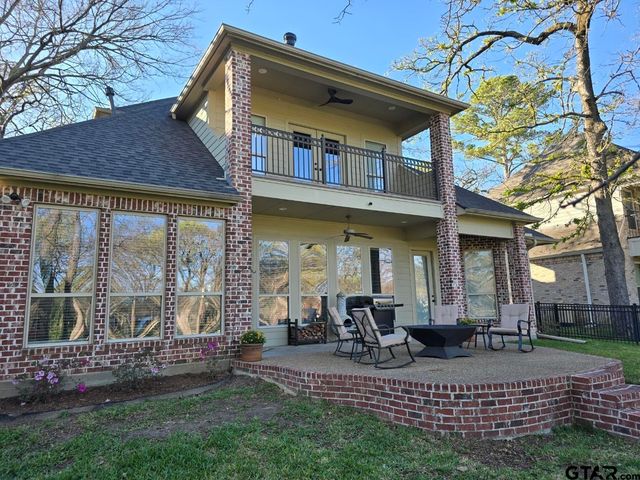 140 Red Oak CT, Bullard, TX 75757