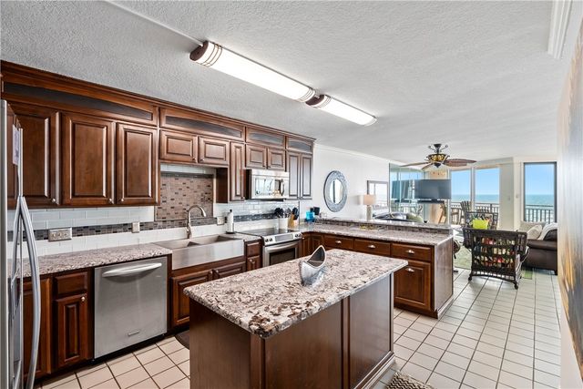 6649 Seacomber Dr 710, Port Aransas, TX 78373