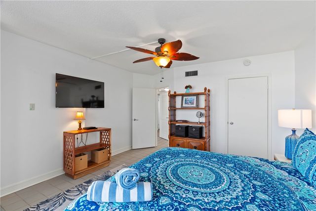 6649 Seacomber Dr 710, Port Aransas, TX 78373
