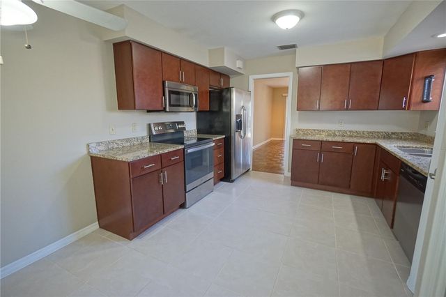 10411 BUTIA PLACE, Tampa, FL 33618