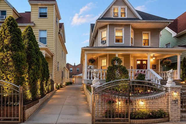 466 E 28TH Street, New York City, NY 11226