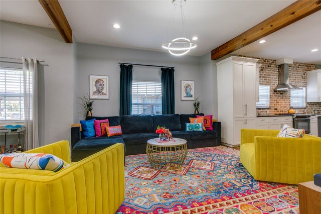 322 S Brighton Avenue, Dallas, TX 75208