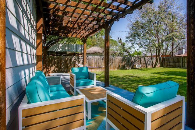 322 S Brighton Avenue, Dallas, TX 75208