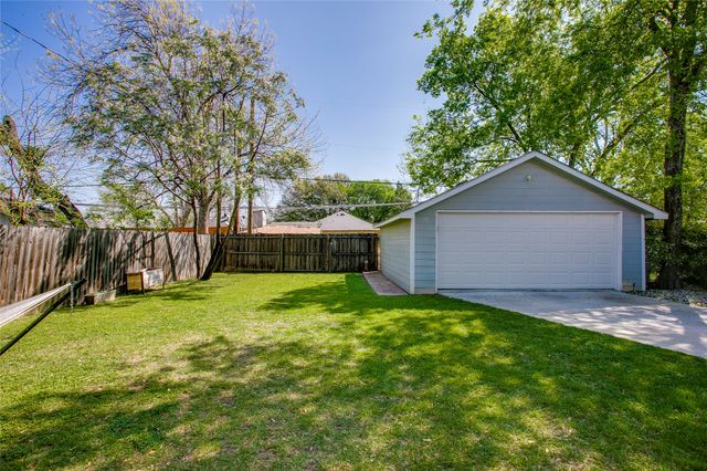 322 S Brighton Avenue, Dallas, TX 75208
