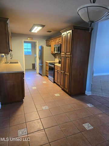 2717 Honduras Drive, Gautier, MS 39553