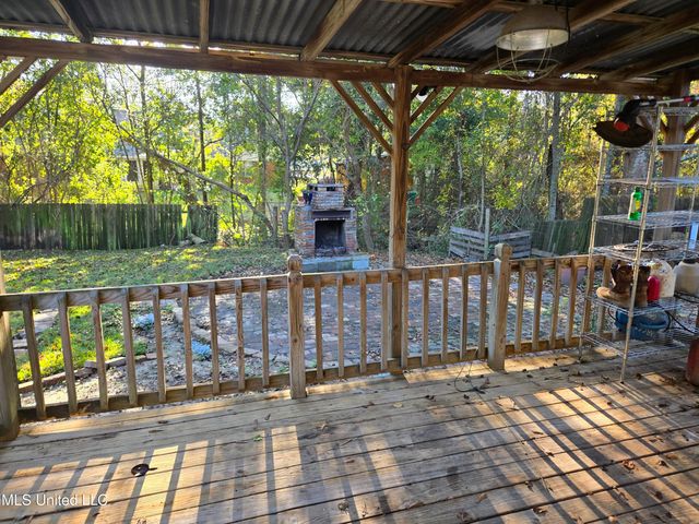 2717 Honduras Drive, Gautier, MS 39553