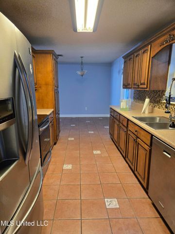 2717 Honduras Drive, Gautier, MS 39553