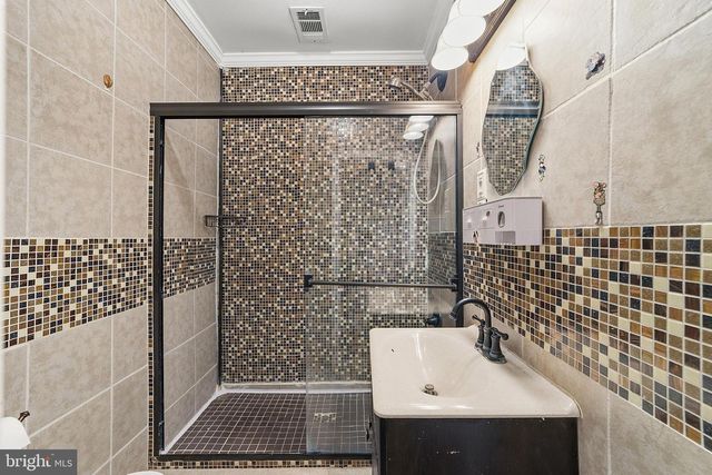 3006 CEDAR ST, Philadelphia, PA 19134