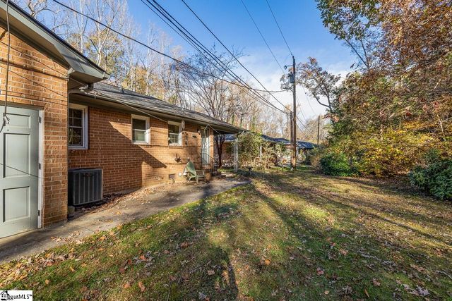 1 B Heritage Court, Greenville, SC 29615