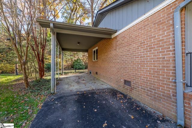 1 B Heritage Court, Greenville, SC 29615