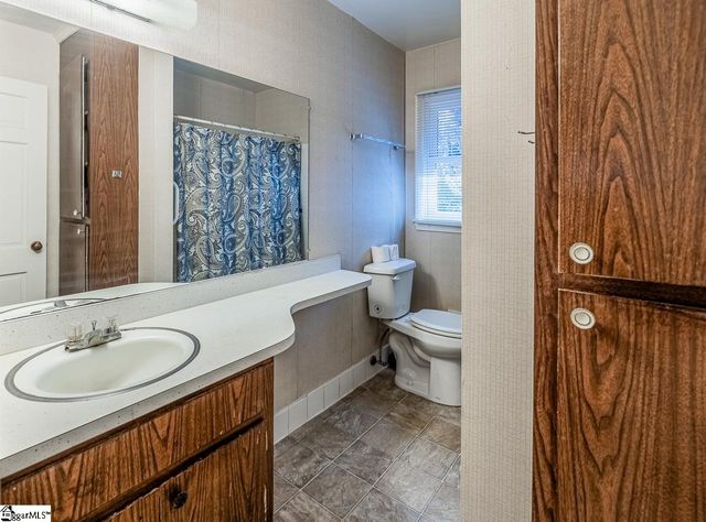 1 B Heritage Court, Greenville, SC 29615