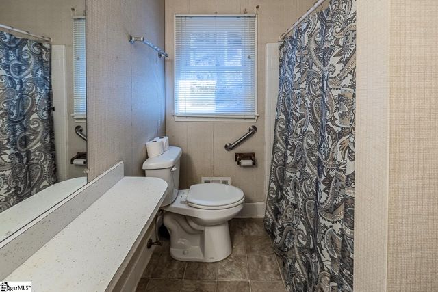 1 B Heritage Court, Greenville, SC 29615