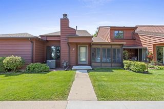 2240 MEADOWBROOK COURT ##F, Oshkosh, WI 54904
