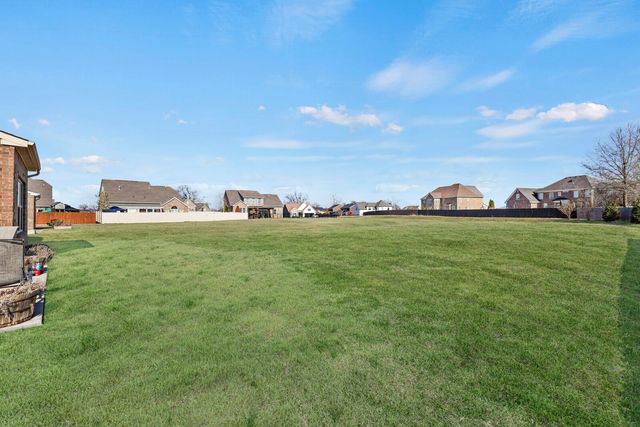 548 Goodman Dr, Gallatin, TN 37066