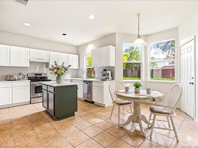 10314 Rainbow Creek, San Antonio, TX 78245