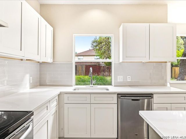 10314 Rainbow Creek, San Antonio, TX 78245