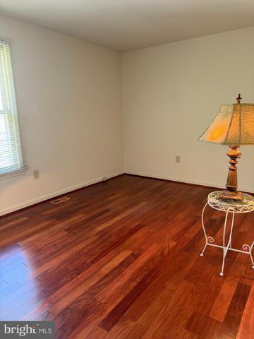 8606 COMPASS CT, Laurel, MD 20708