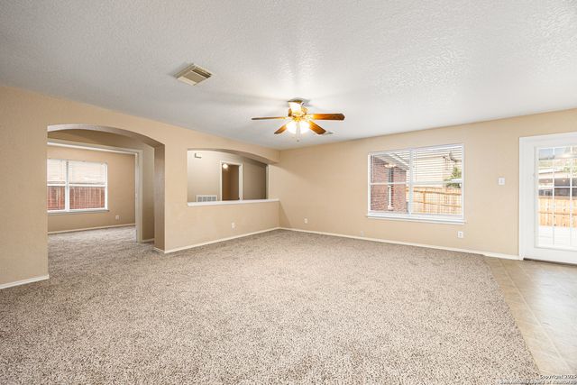 807 Mandolin Wind, San Antonio, TX 78258