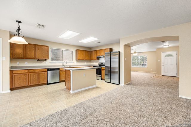 807 Mandolin Wind, San Antonio, TX 78258