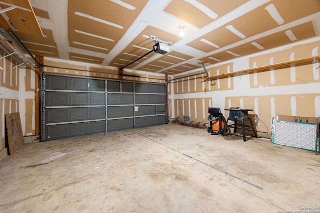 807 Mandolin Wind, San Antonio, TX 78258